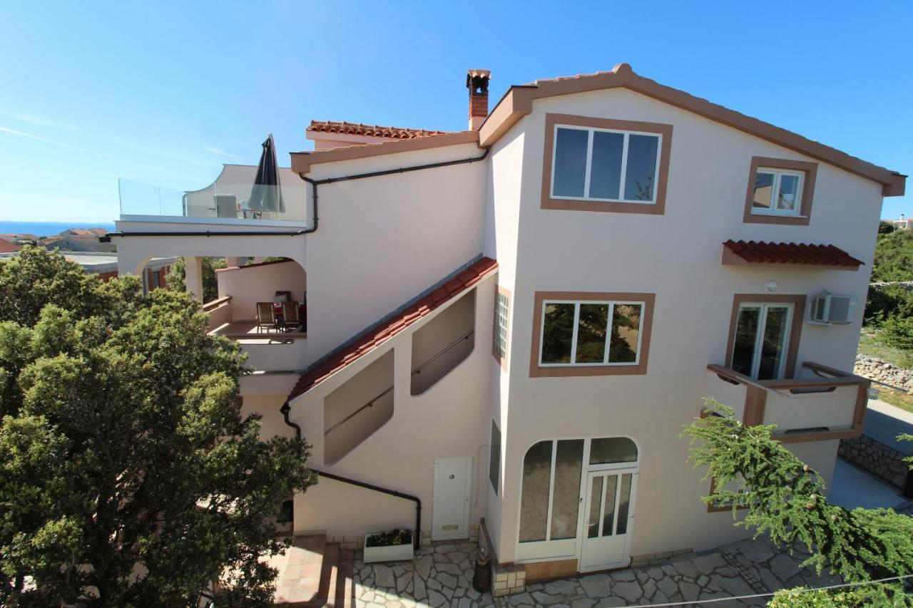 Apartments And Rooms With Parking Space Mandre, Pag - 6309 Kolan Exterior foto